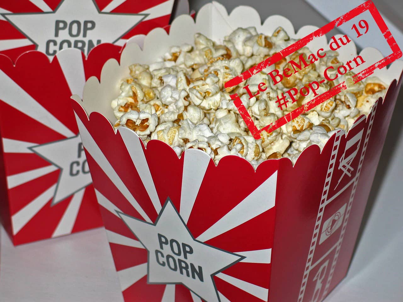 Journée internationale du pop-corn : énorme cornet de pop-corn