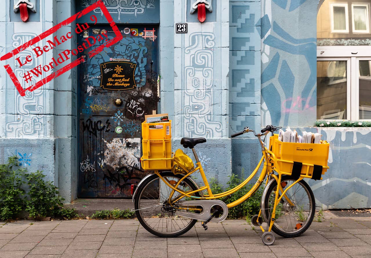 Journée mondiale de la poste : vélo de postier à Düsseldorf