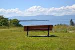 Un banc au bord du lac Léman en Haute-Savoie (Crédit : Jennifer J. à Anthy-sur-Léman)