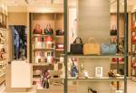 Une boutique de vêtements et sacs à main (Crédit : Pexels)