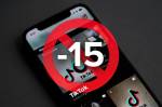  TikTok interdit aux moins de 15 ans sur Smartphone (Crédit : Alex.I)