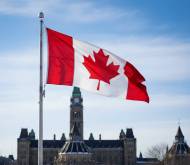 Drapeau du Canada unifolié pour le Jour du drapeau national (Crédit : Alex.I)