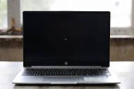 Un écran noir sur un PC portable HP après la mise à jour KB5094126 (Crédit : Alex.I)