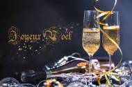 Joyeux Noël 2022 avec des coupes de champagne