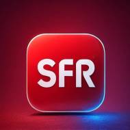 Logo SFR rétroéclairé dans la pénombre (Crédit : Alex.I Grok)