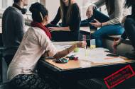 Une réunions d’étudiantes et d’étudiants ( Crédit : StockSnap )